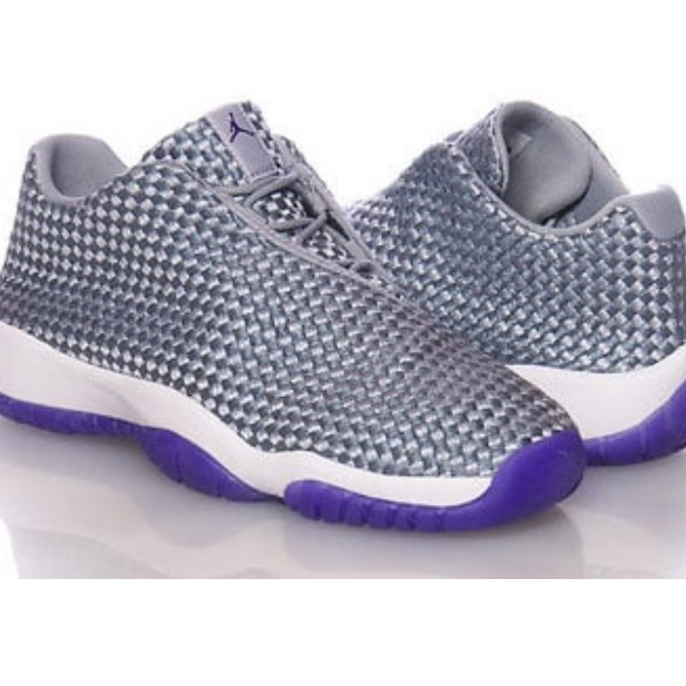 Jordan Future Low GS Wolf Grey